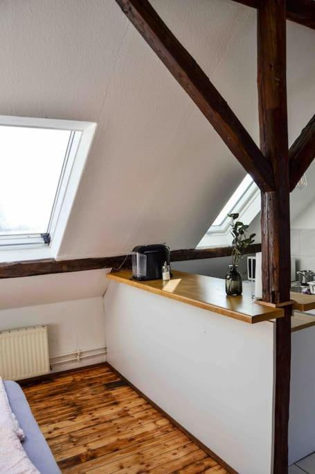 Schoene Dachgeschosswohnung Nahe Keulen